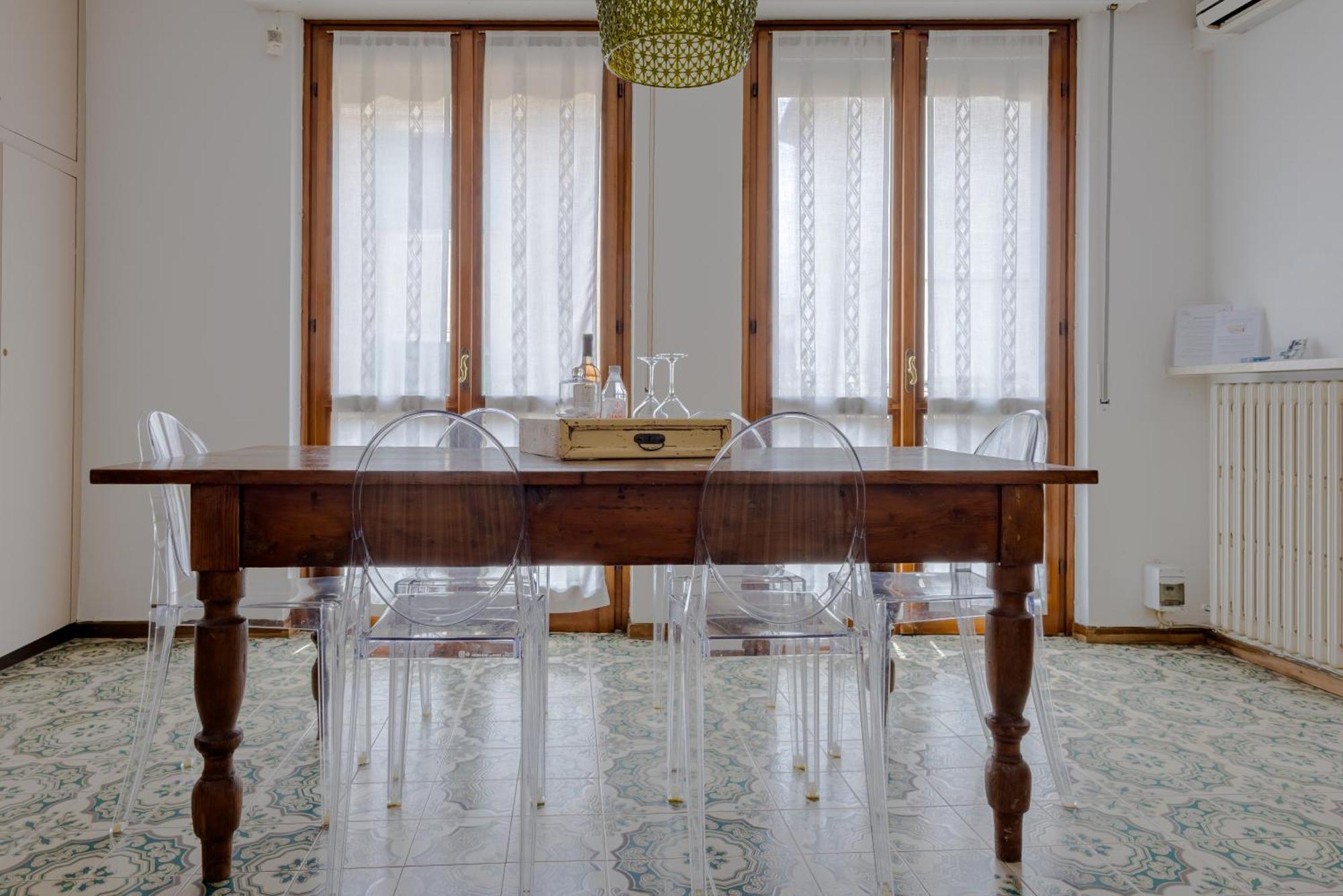 Boutique Apartment Ca Tulles Torri Del Benaco Bagian luar foto